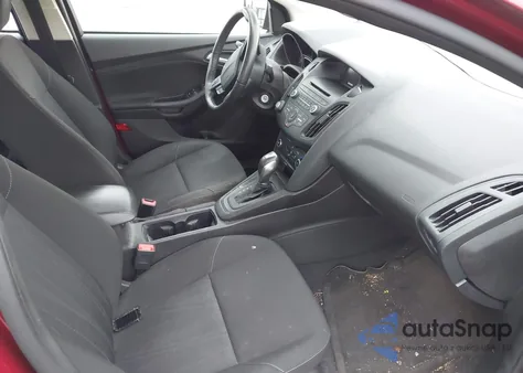 2015 Ford Focus Se z USA, uszkodzony, nr VIN 1FADP3F29FL214005